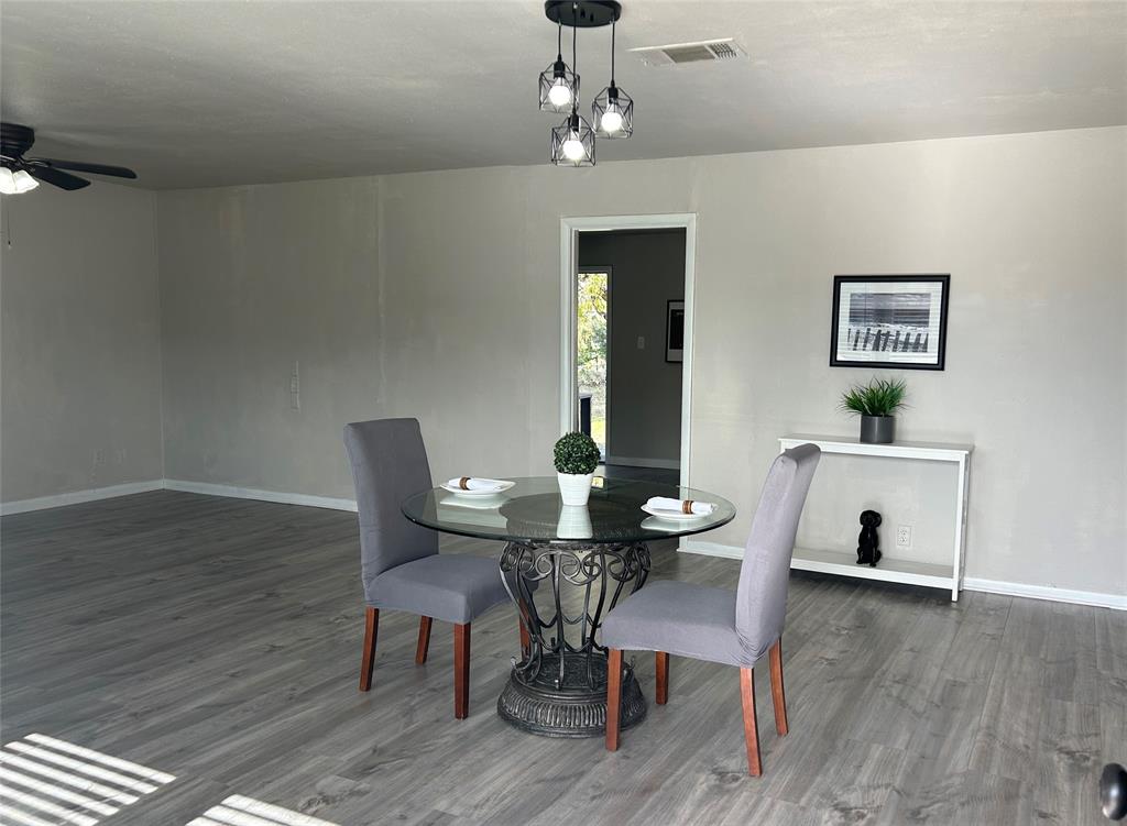 5025 Stephanie Drive