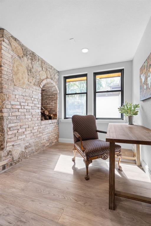 Emerald Sound At Lake Lewisvil - Residential