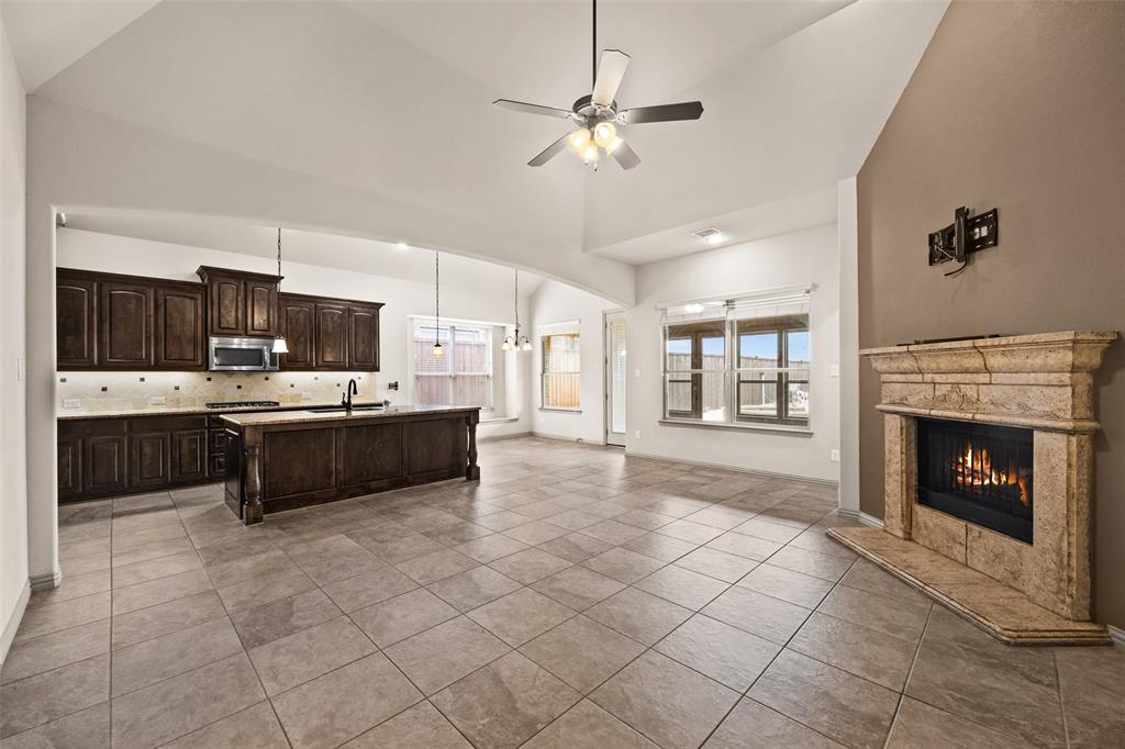 586 Mountcastle Drive