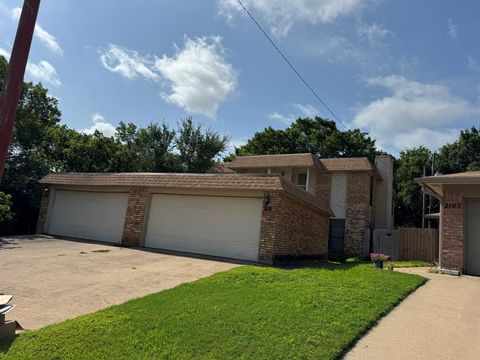 2101 Mistletoe Avenue Fort Worth TX 76110