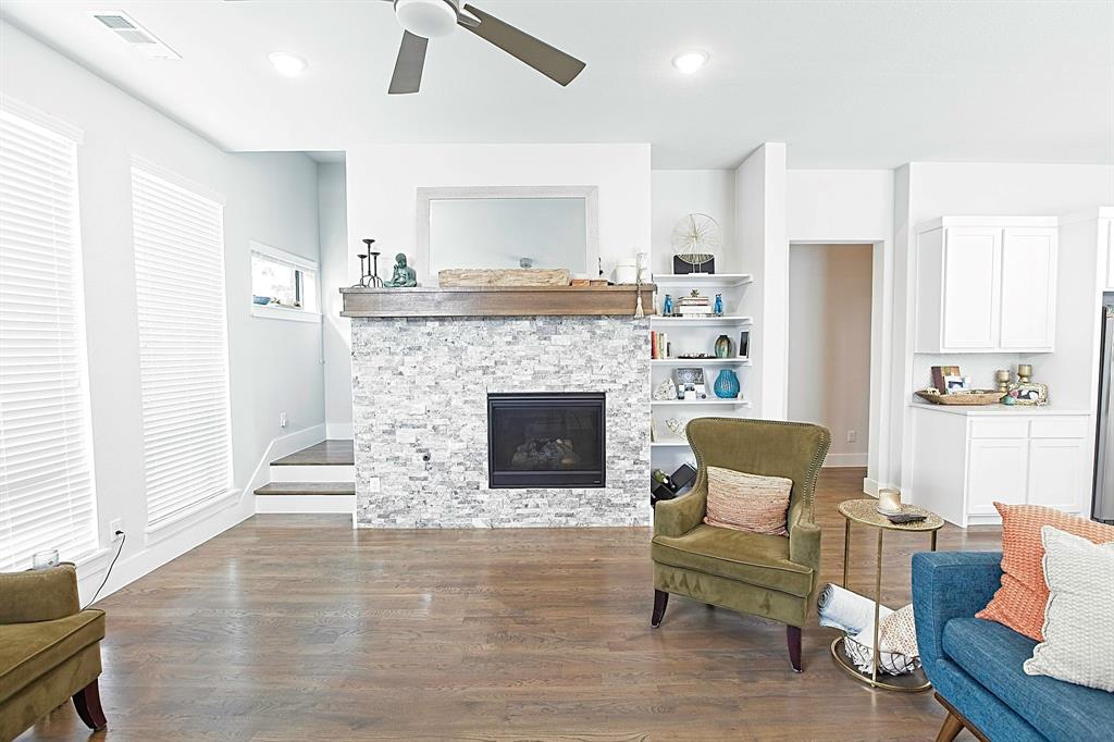 Dallas, Texas 75206, United States, 2 Bedrooms Bedrooms, ,3 BathroomsBathrooms,Residential,Active,210322