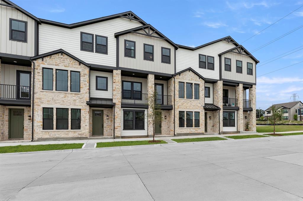 1037 Concan Drive