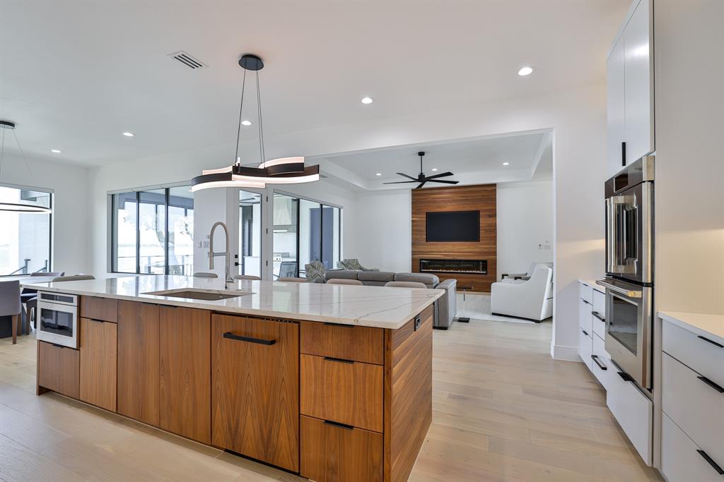 Lake Weatherford - Residential