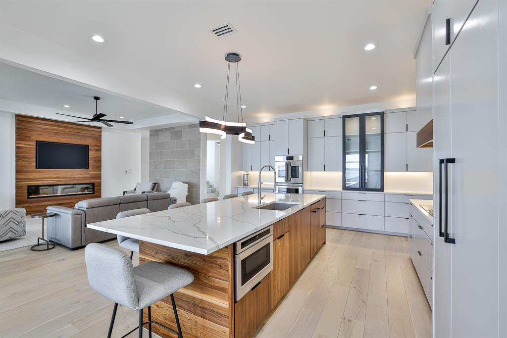 Lake Weatherford - Residential