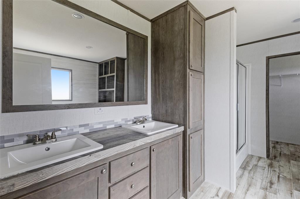 A0015 ALLEN, S W - Residential