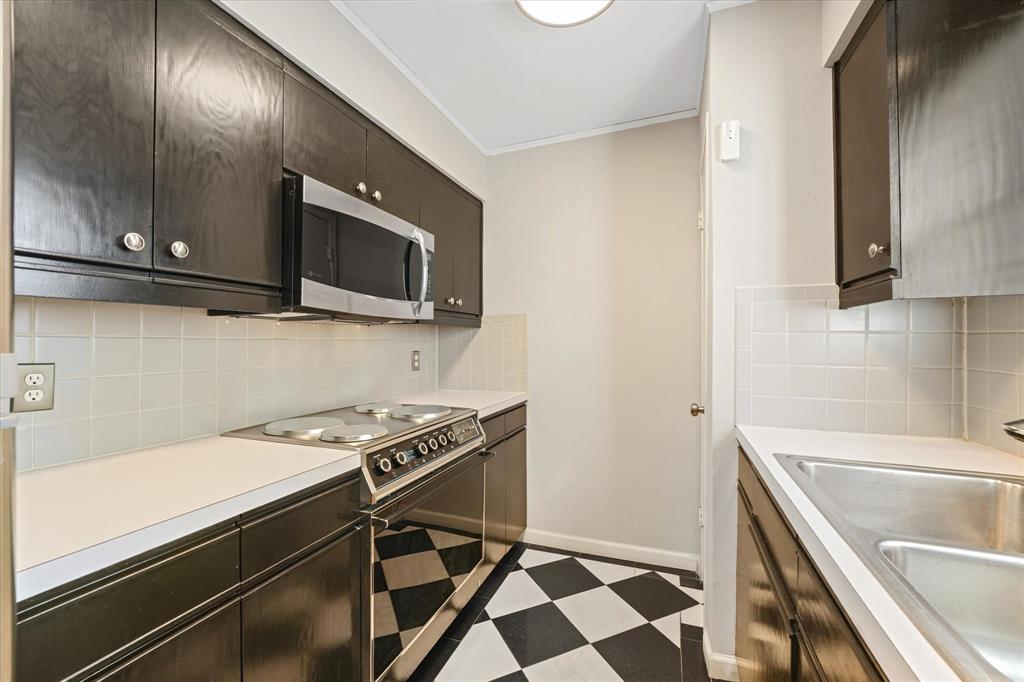 Travis Ave Condo 4409 - Residential Lease