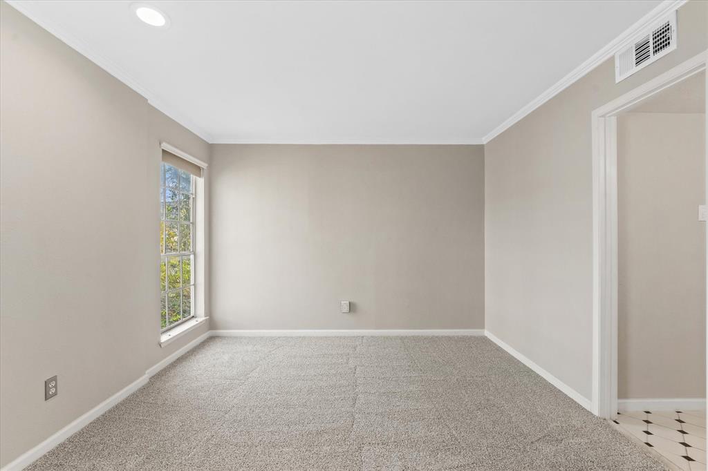 Travis Ave Condo 4409 - Residential Lease