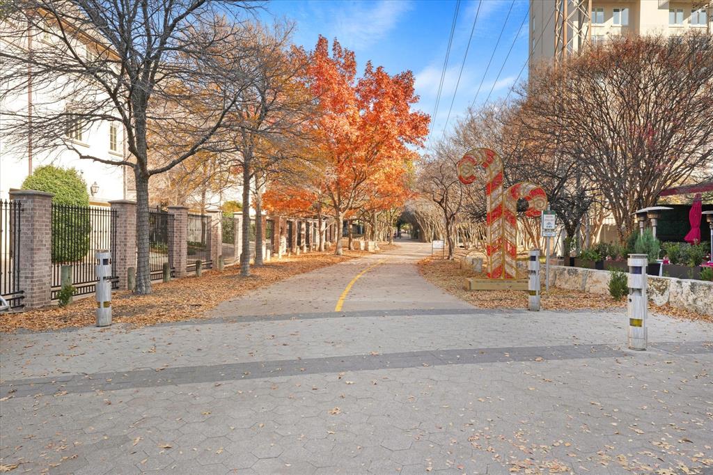 Travis Ave Condo 4409 - Residential Lease