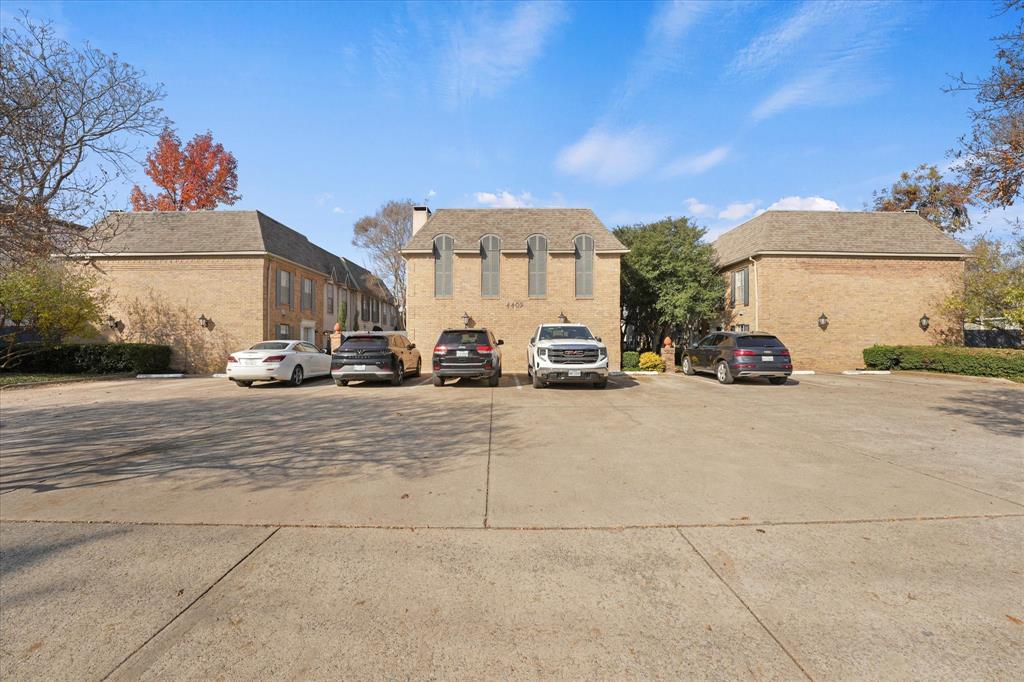 Travis Ave Condo 4409 - Residential Lease