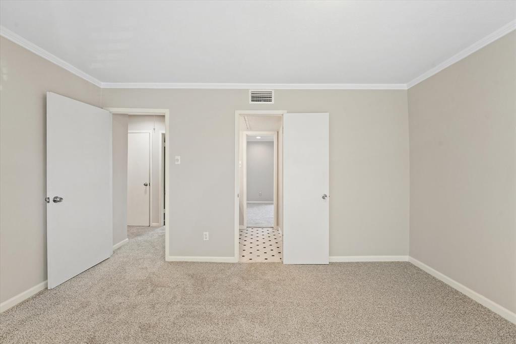 Travis Ave Condo 4409 - Residential Lease