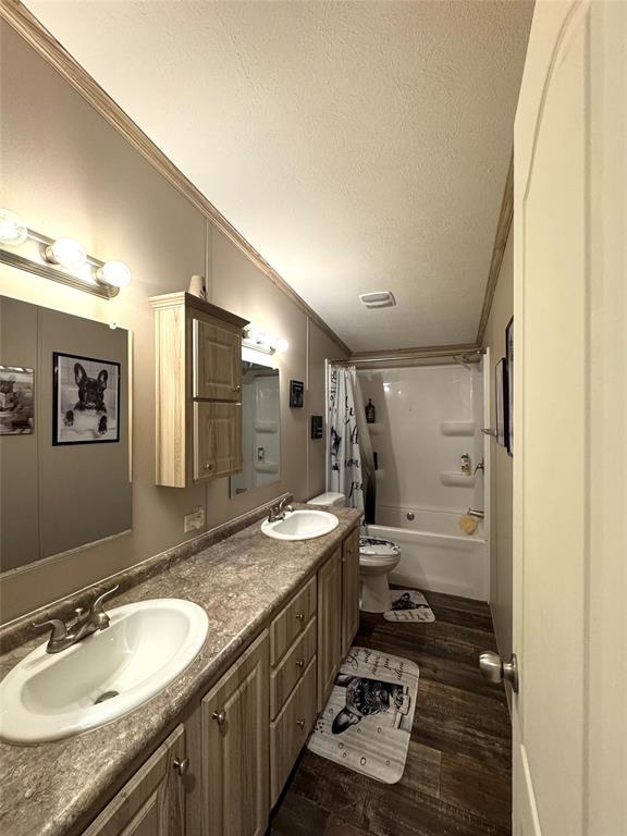 Holiday Village - Residential