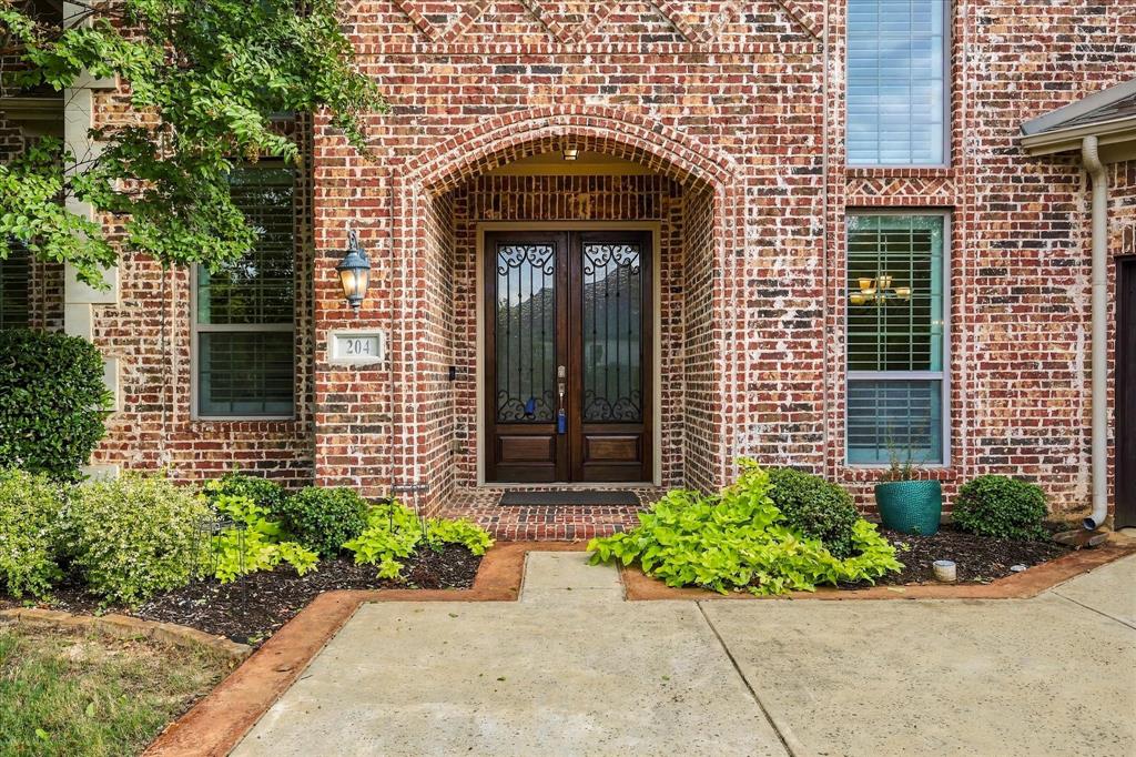 204 Saint Tropez Drive