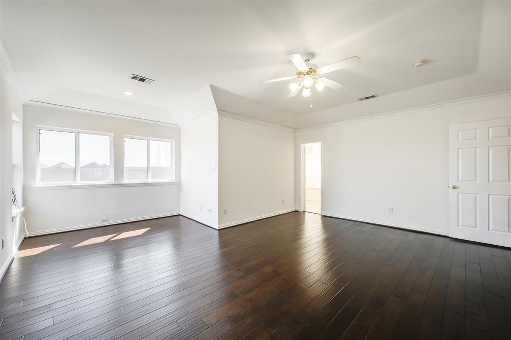 Hollows Northlake Woodlands - Residential