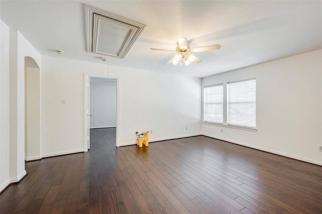 Hollows Northlake Woodlands - Residential