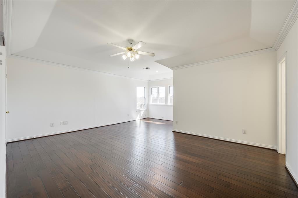 Hollows Northlake Woodlands - Residential