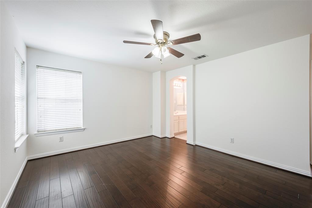 Hollows Northlake Woodlands - Residential