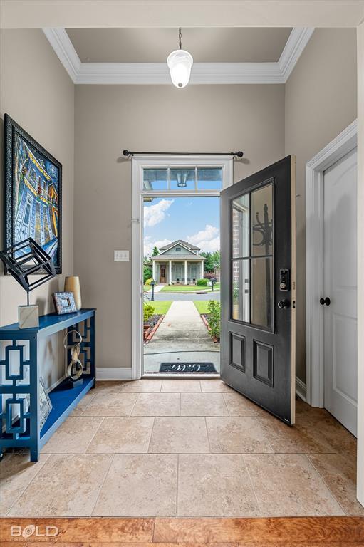 2720 E Crescent Cove