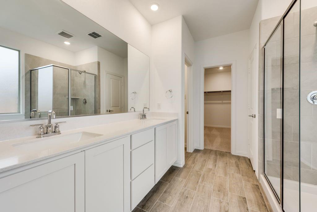 210 Loving Trail