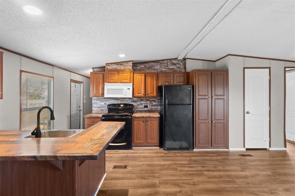 Sapphire Rdg - Residential