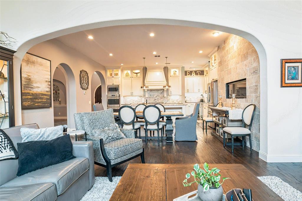 8051 Harliquin Court