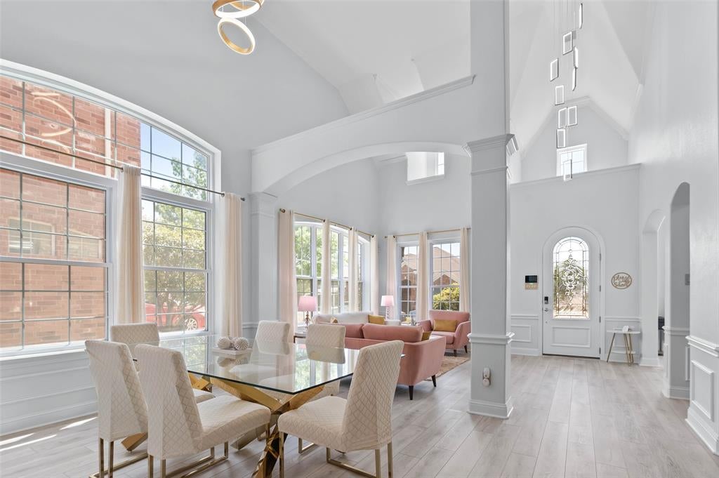 3401 Marymount Drive