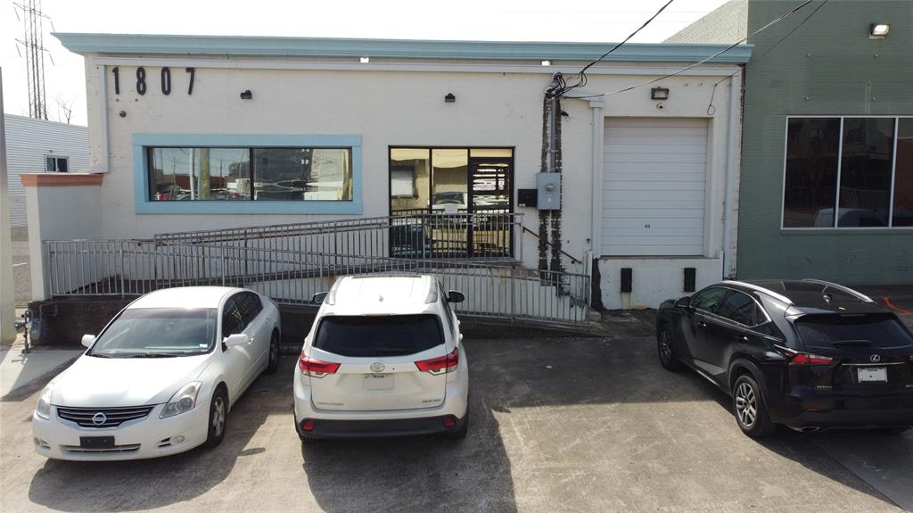 Trinity Indust District - Commercial Sale