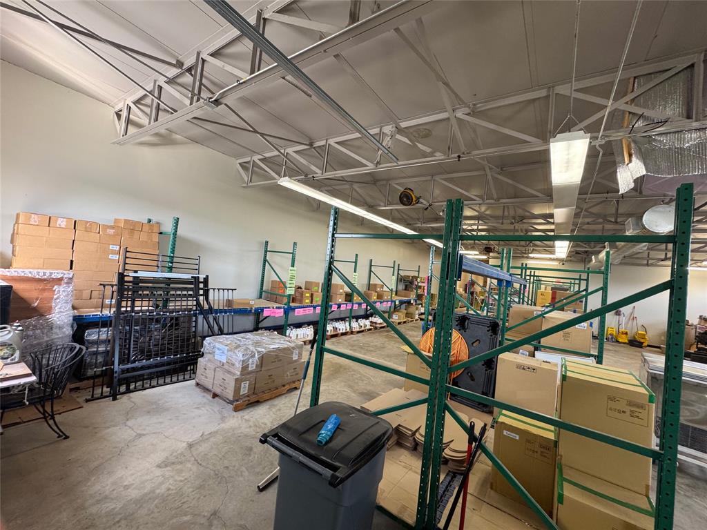 Trinity Indust District - Commercial Sale