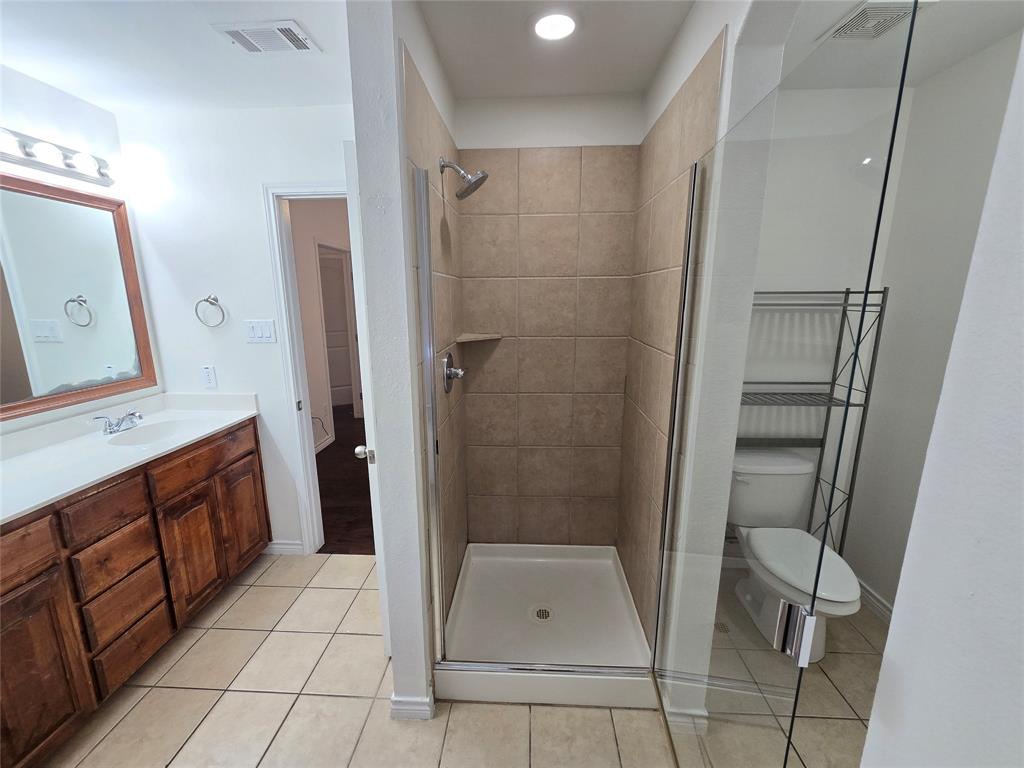 Golden Pond Estate - Residential Lease