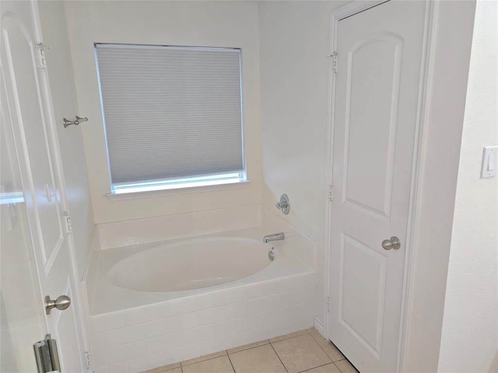 Golden Pond Estate - Residential Lease