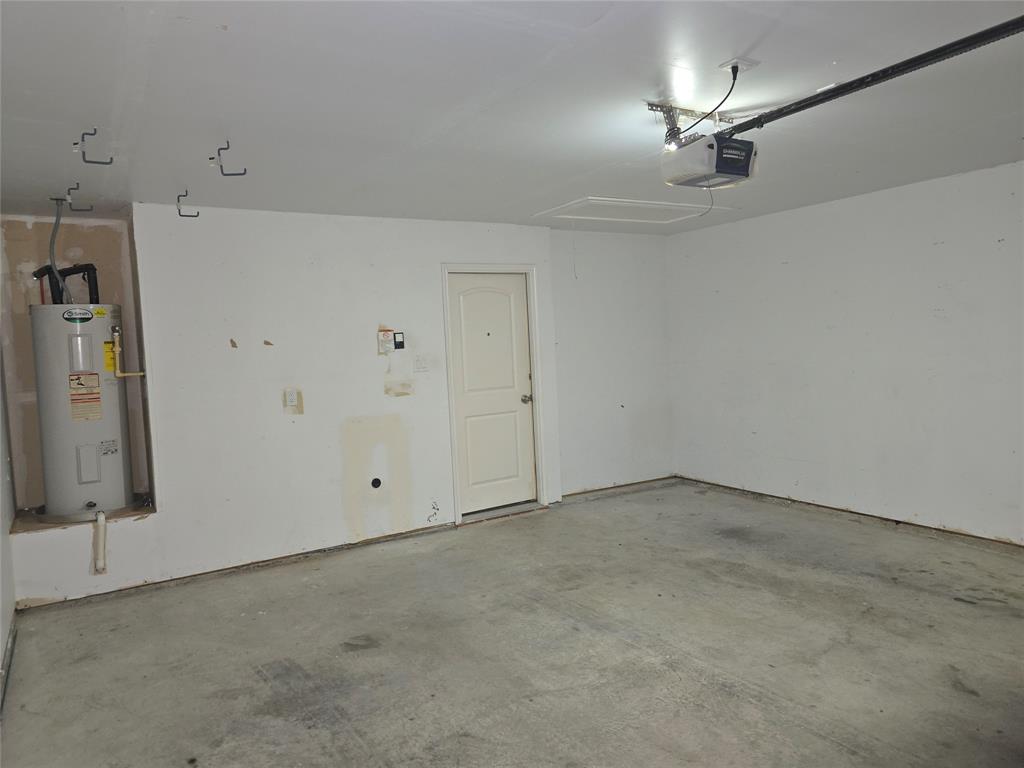 Golden Pond Estate - Residential Lease