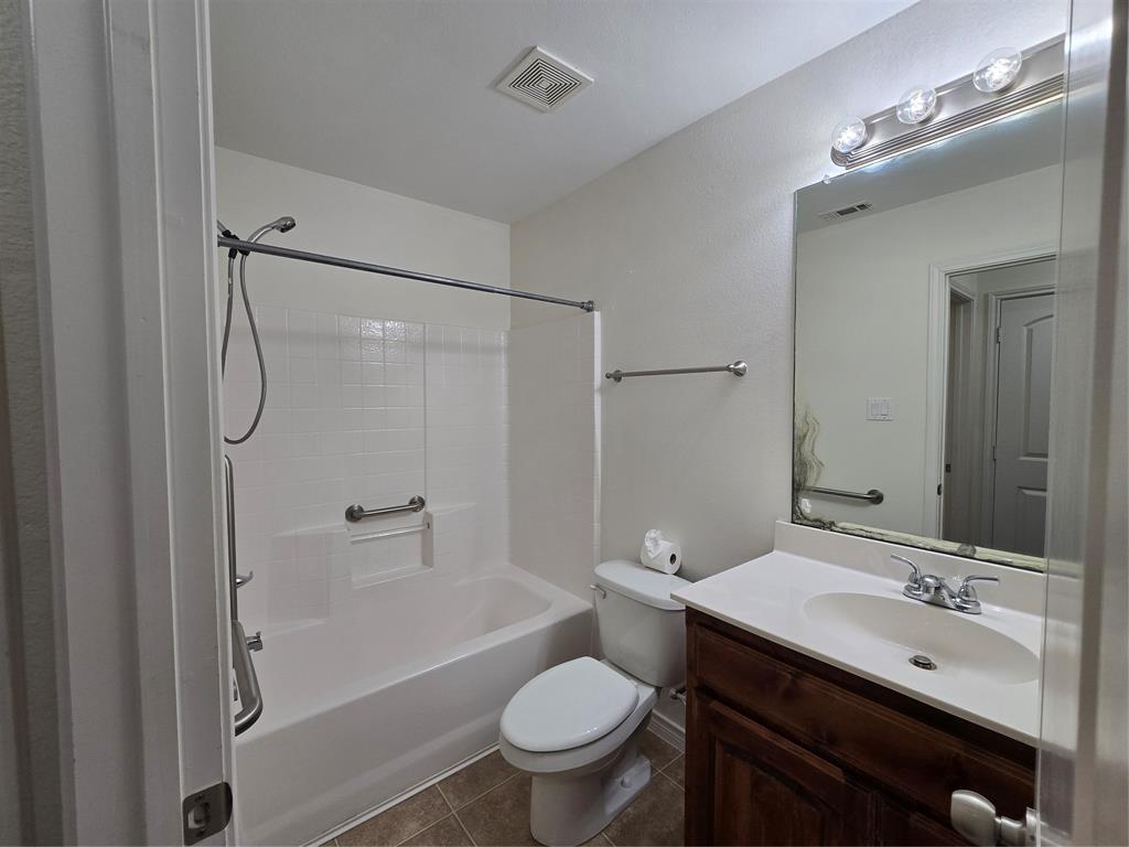 Golden Pond Estate - Residential Lease