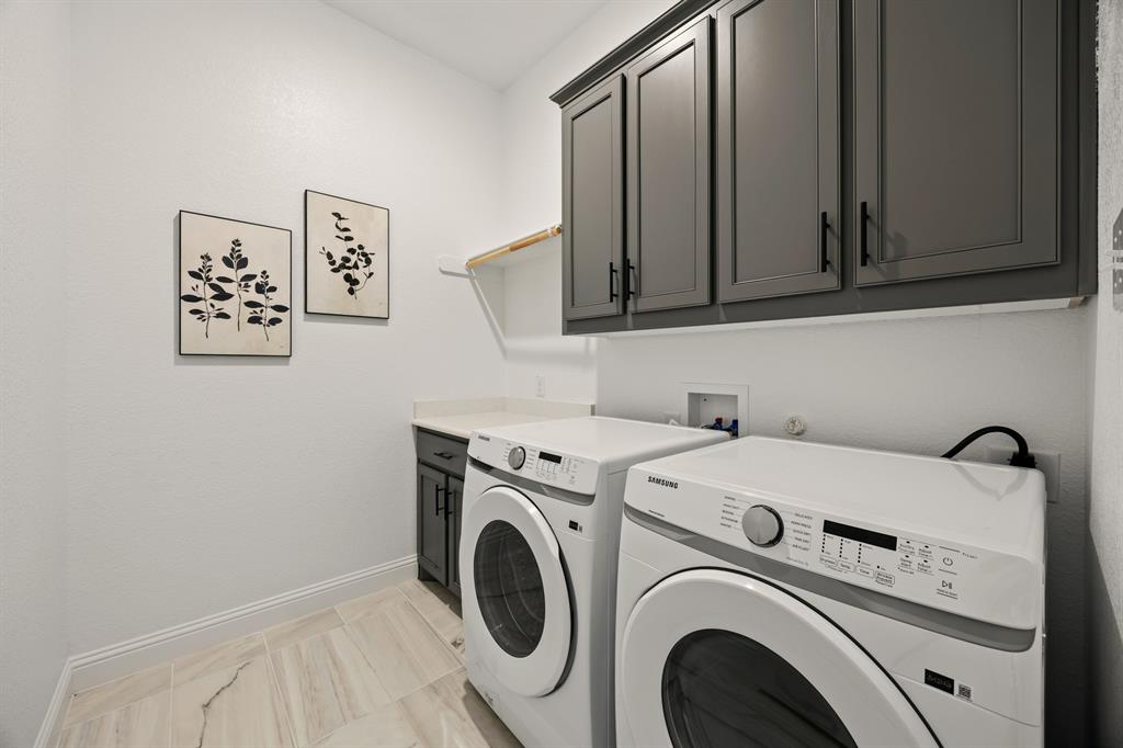 Abe's Landing - Residential