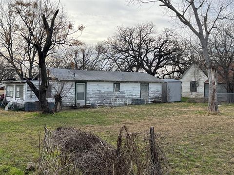 435 West Coke Gorman TX 76454