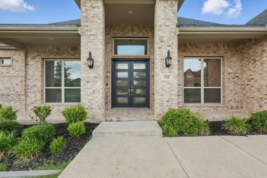 521 Winslow Lane
