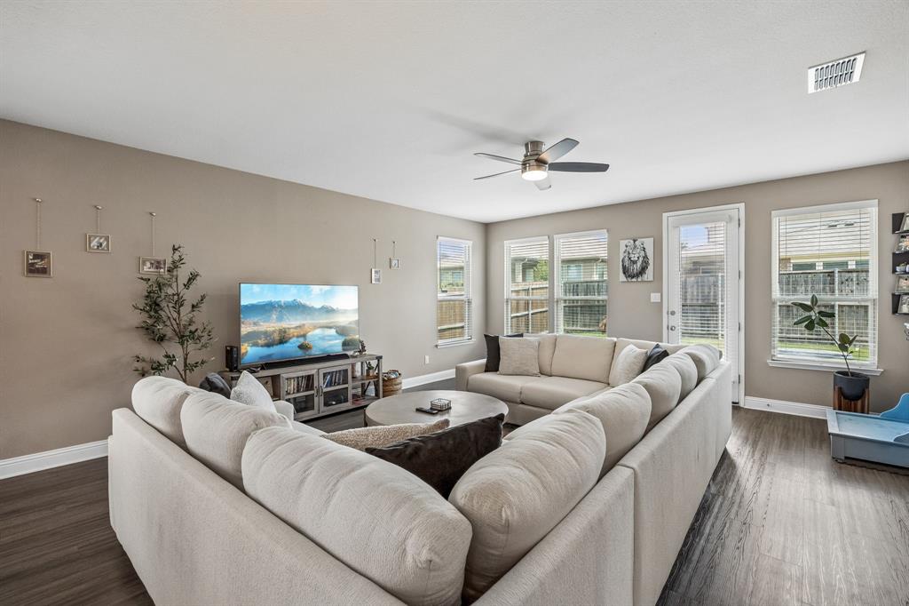 636 Fox View Drive