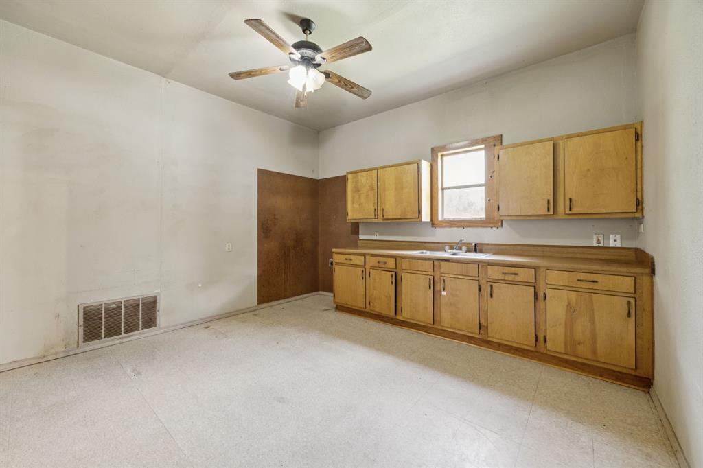 Moore & Nash - Residential