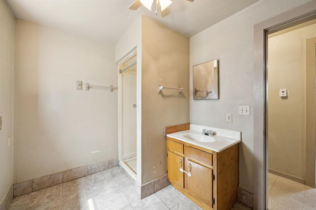 Moore & Nash - Residential