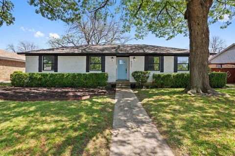 8322 Hunnicut Road Dallas TX 75228