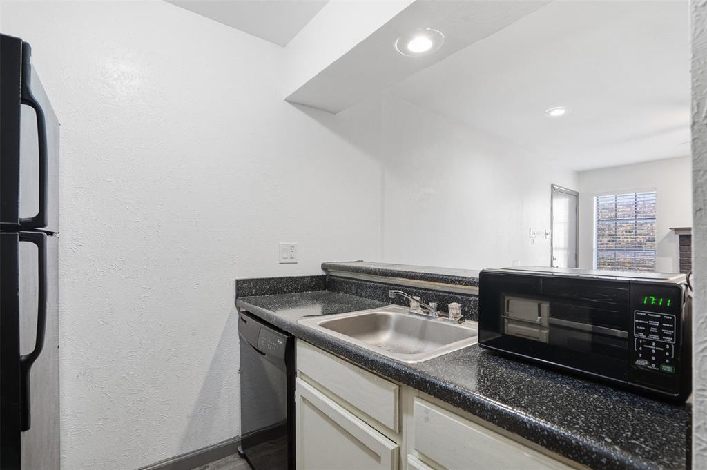 Royal Lane Highlands Condos - Residential