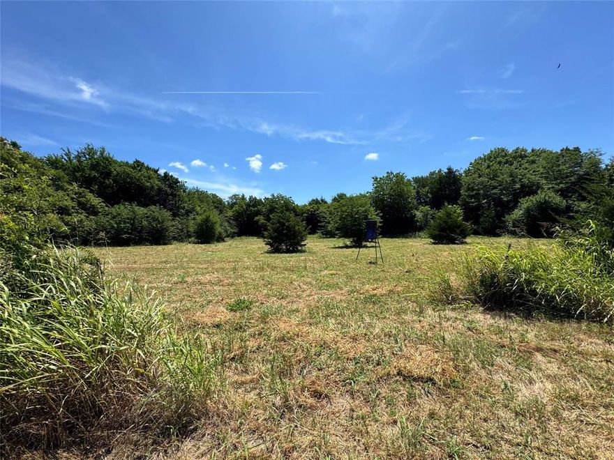 If you're looking for raw land, this one checks all the boxes. Previously used for raising cattle, the property is now used for hunting and hay production only. The 60 acre field produces 125 bales of hay two times a year. The property has two creeks, Miller and Harts creek that run through the property. One being spring fed and always having water.