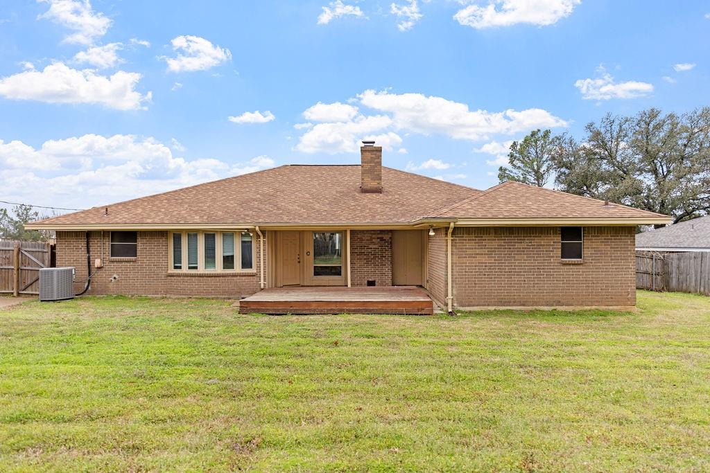 712 Springhill Drive
