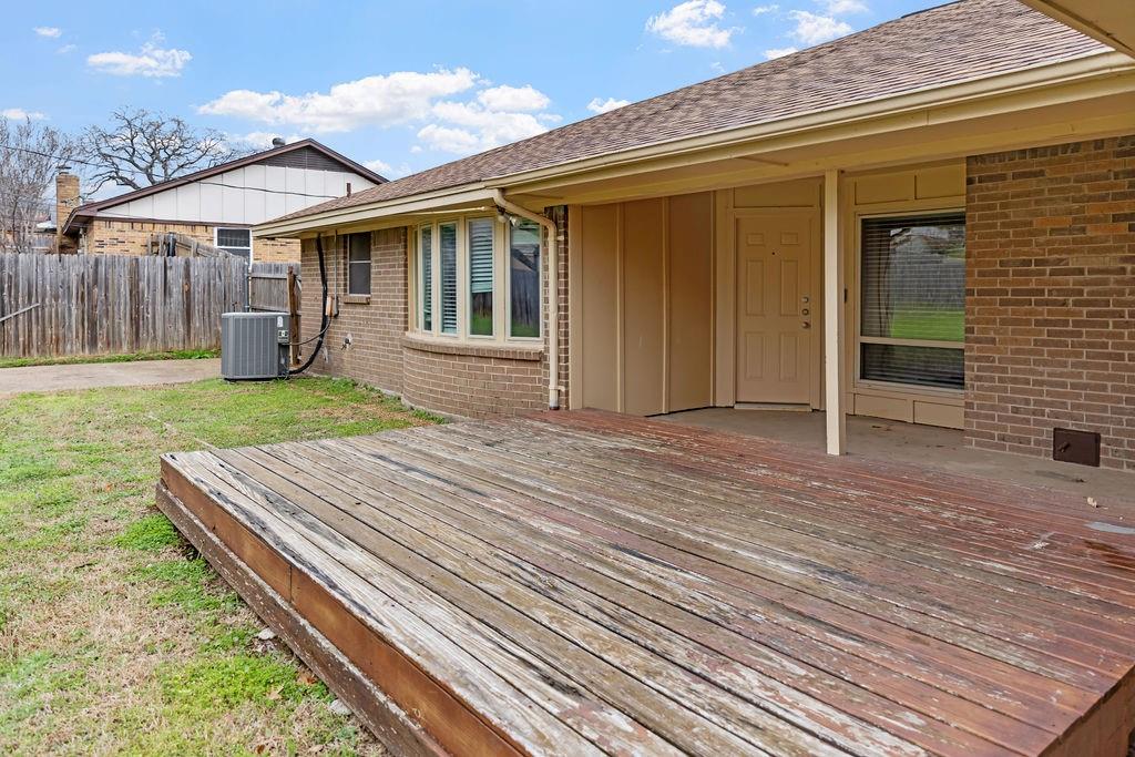 712 Springhill Drive