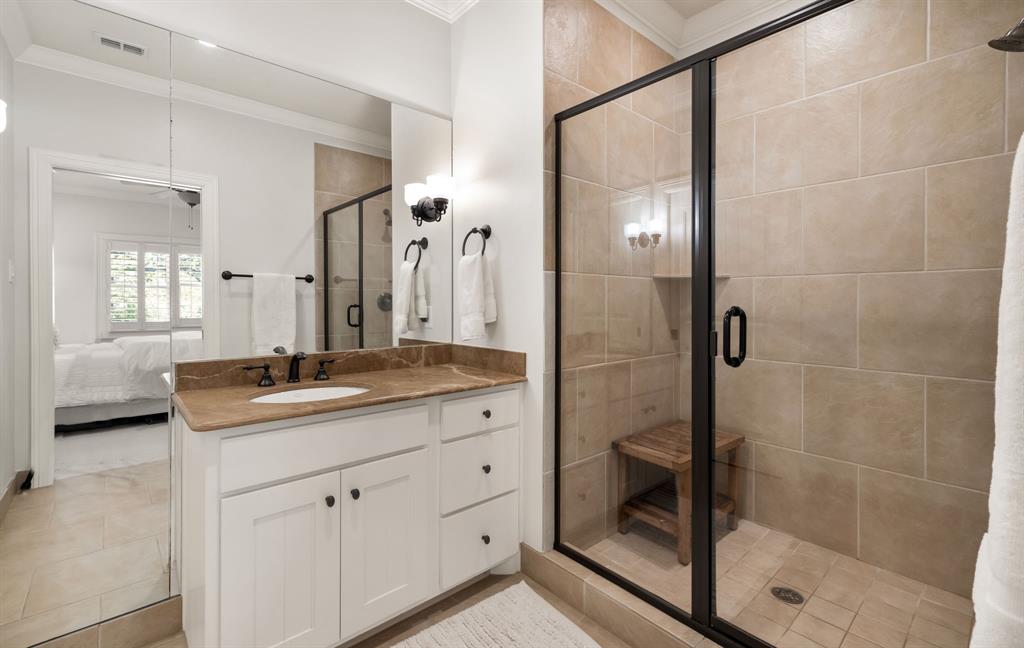 Linwood Place - Residential