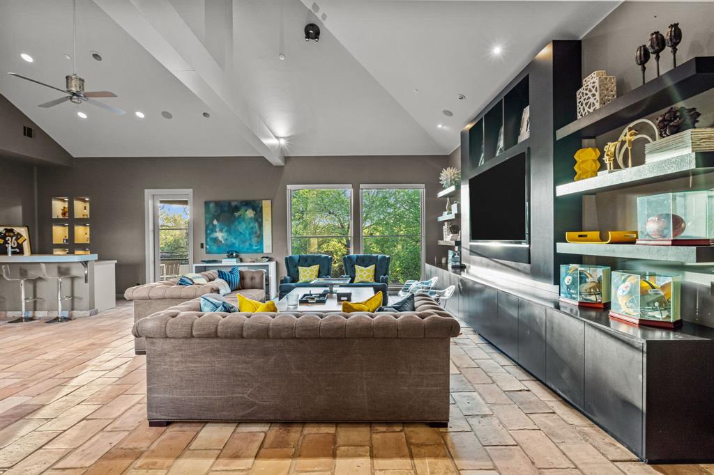 Vaquero Arthur - Residential