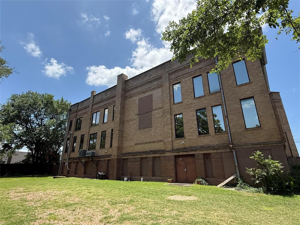 Dumas J P Add - Commercial Sale