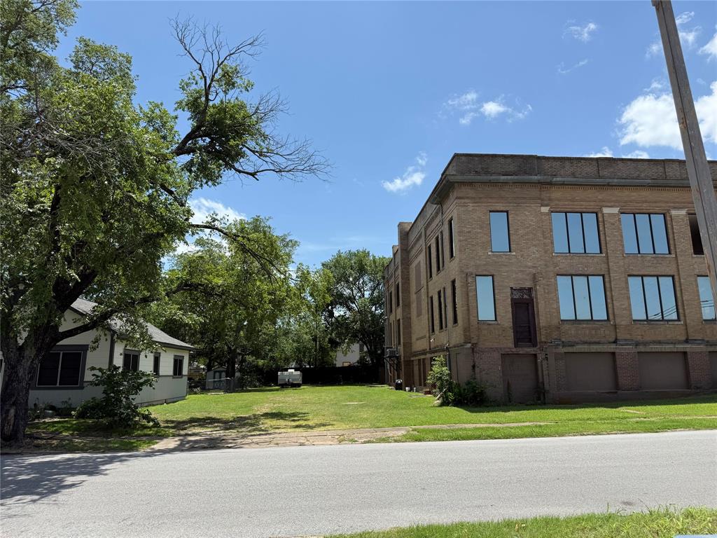 Dumas J P Add - Commercial Sale