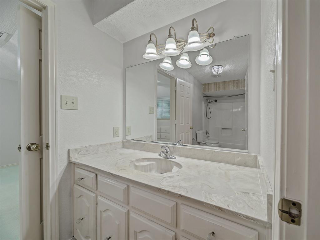 Hollywood Estate - Residential