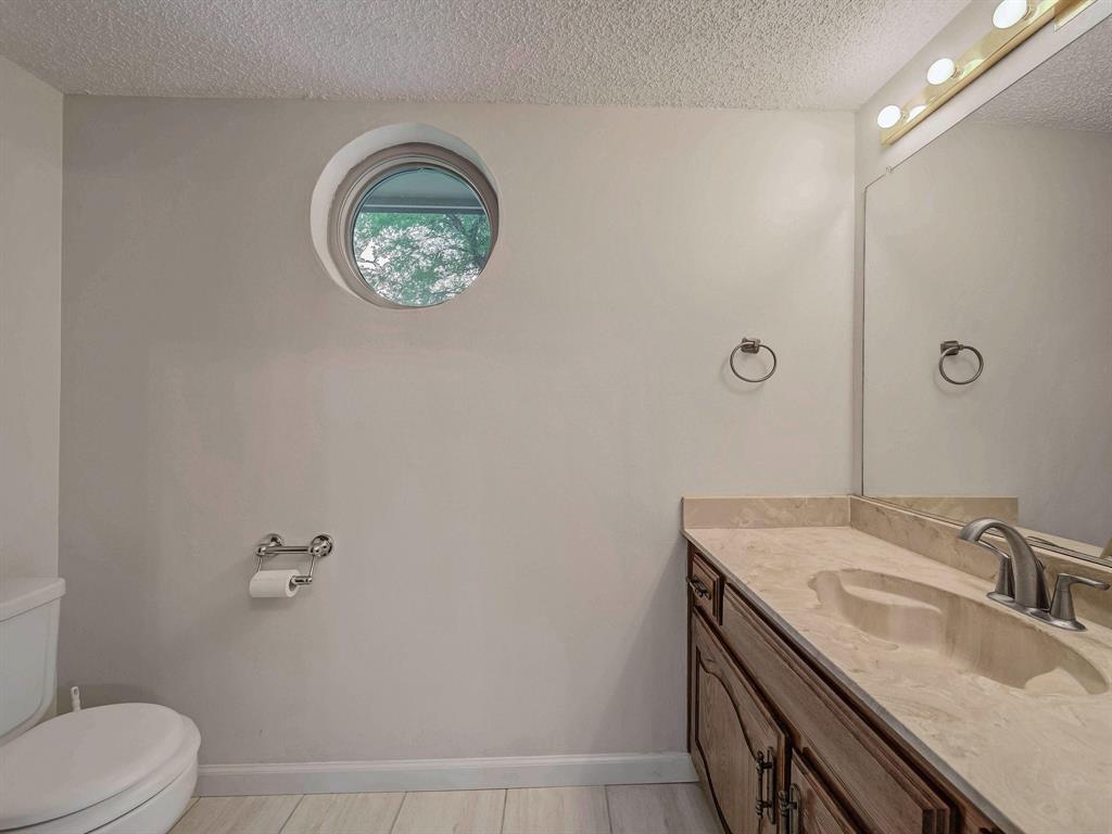 Hollywood Estate - Residential