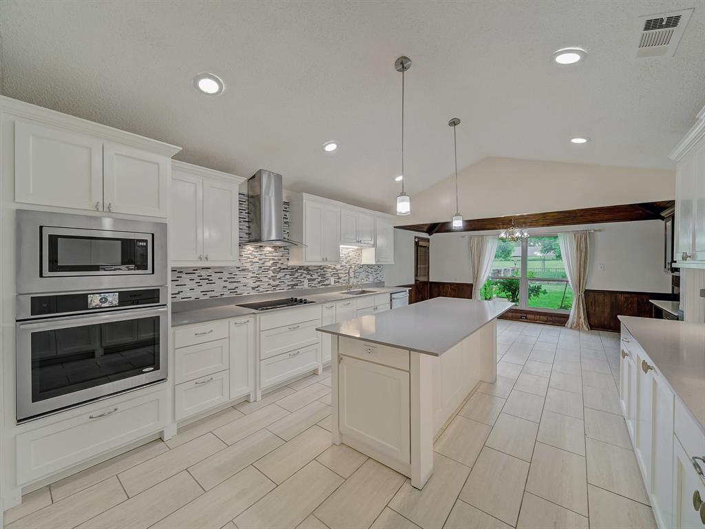 Hollywood Estate - Residential