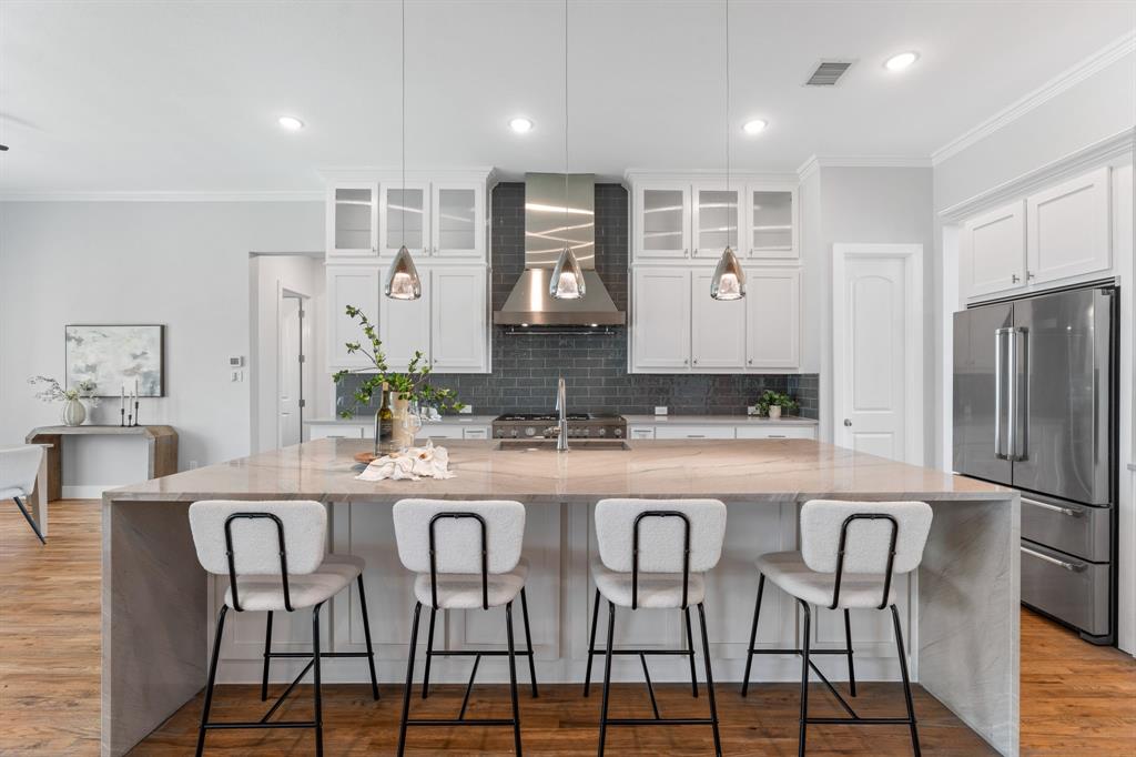 4466 Lake Breeze Drive